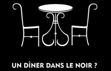 Repas dans le noir